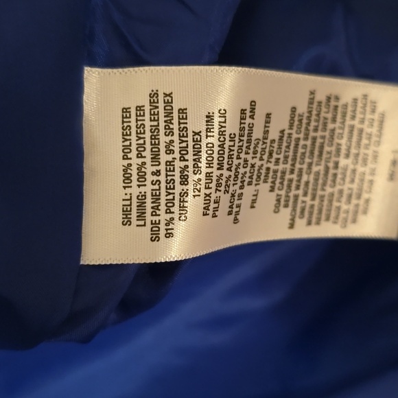 A.N.A BRAND WOMEN'S BOLD BLUE FAUX FUR HOODED WINTER COAT SIZE SMALL - Picture 16 of 16